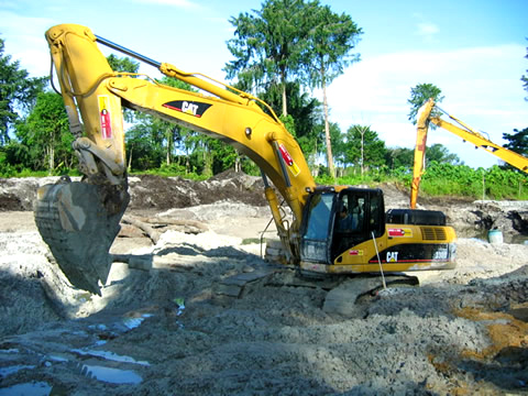 Excavators: Bocas del Toro canal, Panama.