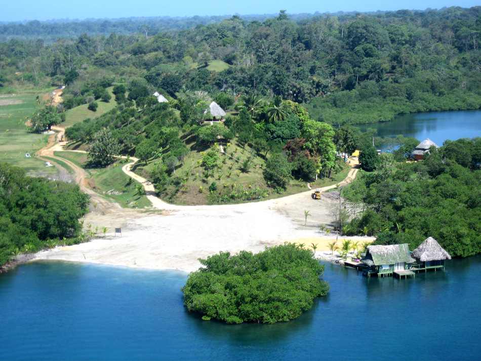 Sunset Point: Panama canals, in Bocas.