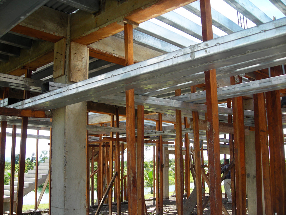 Sunset Point Construction: Galvanised steel.